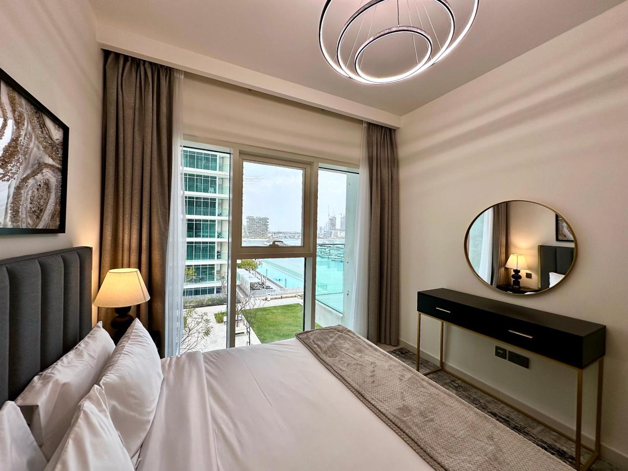 Apartamento Lux Bnb I Sun Rise Bay I Palm & Sea View Dubái Exterior foto